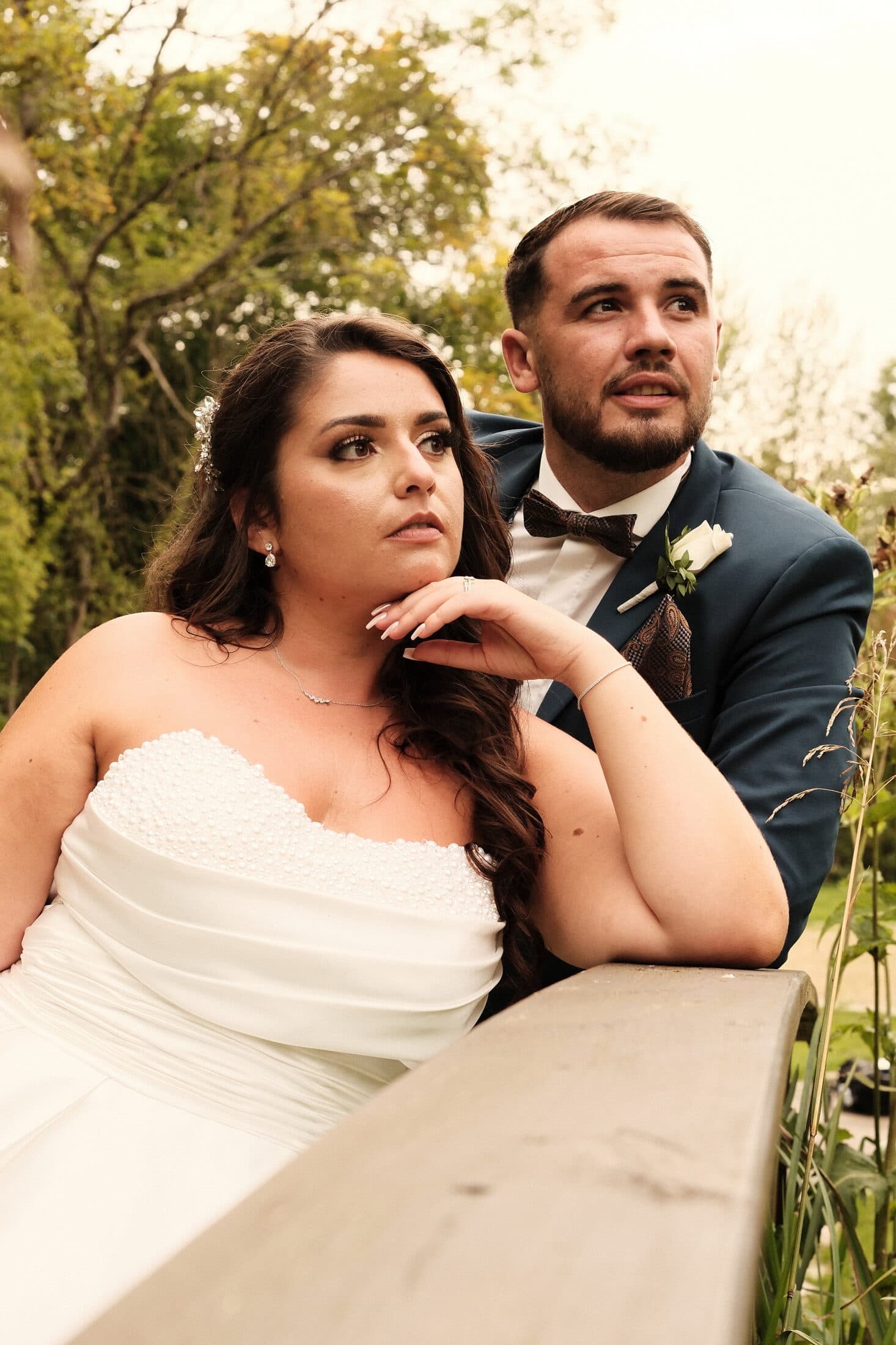 Mariage — portrait des mariés, lumière du soir