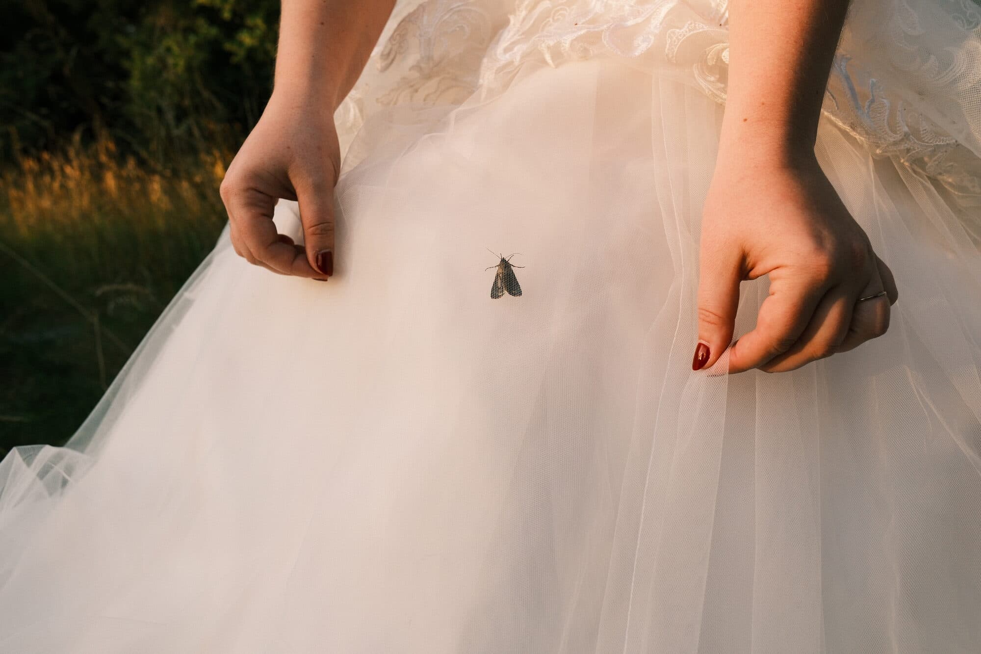 Mariage — détail de la robe